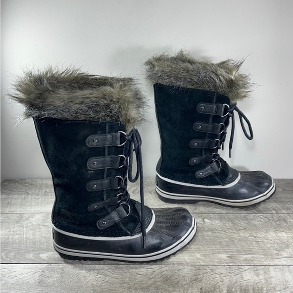 Sorel NL3481 Joan of Arctic Women’s Waterproof Black Leather Booties Boots Sz 9 - Picture 1 of 9